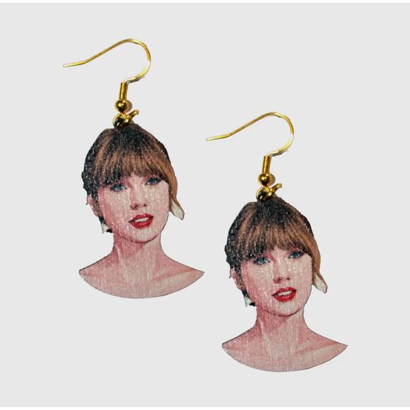 Findley Taylor Swift Earrings Wooden Earrings Dangle Style Cute Swiftie Fan Gift - Picture 1 of 3